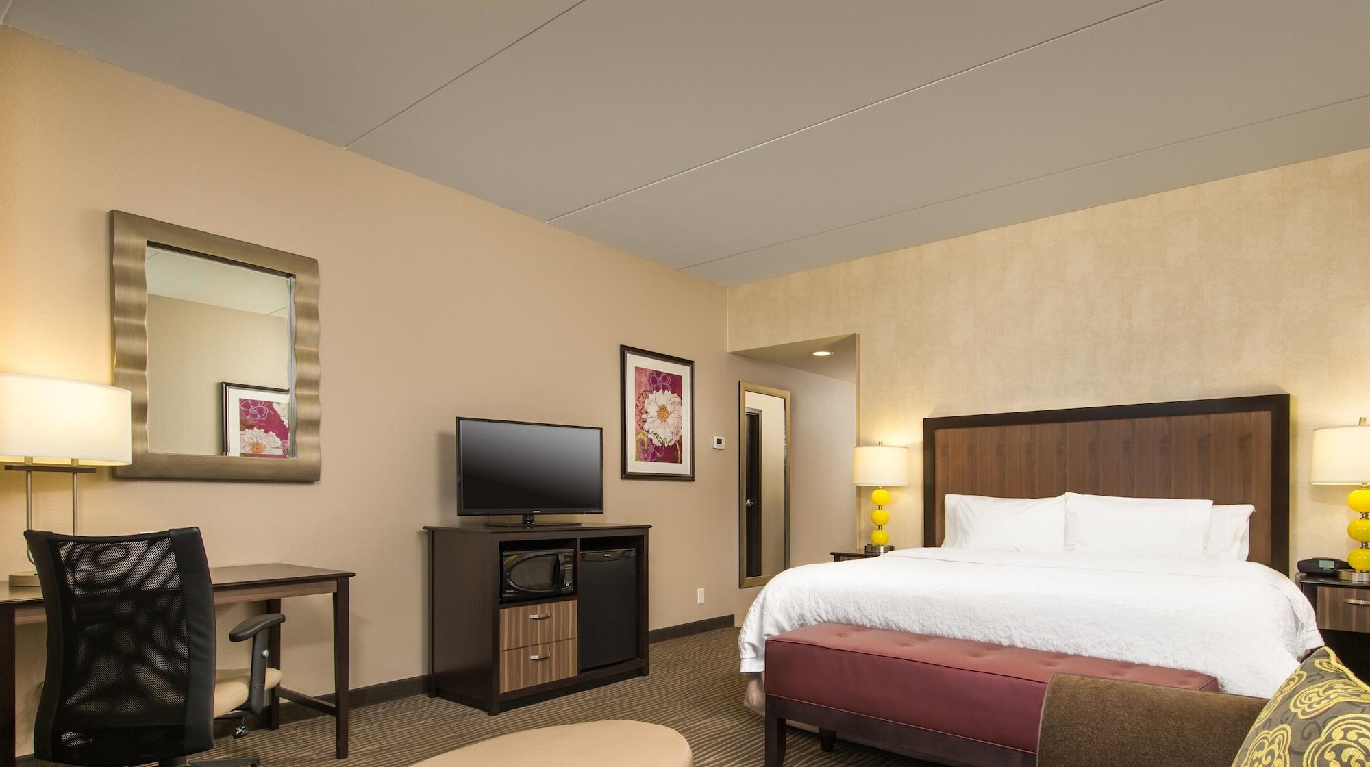 Hampton Inn & Suites Chattanooga/Hamilton Place Exterior photo