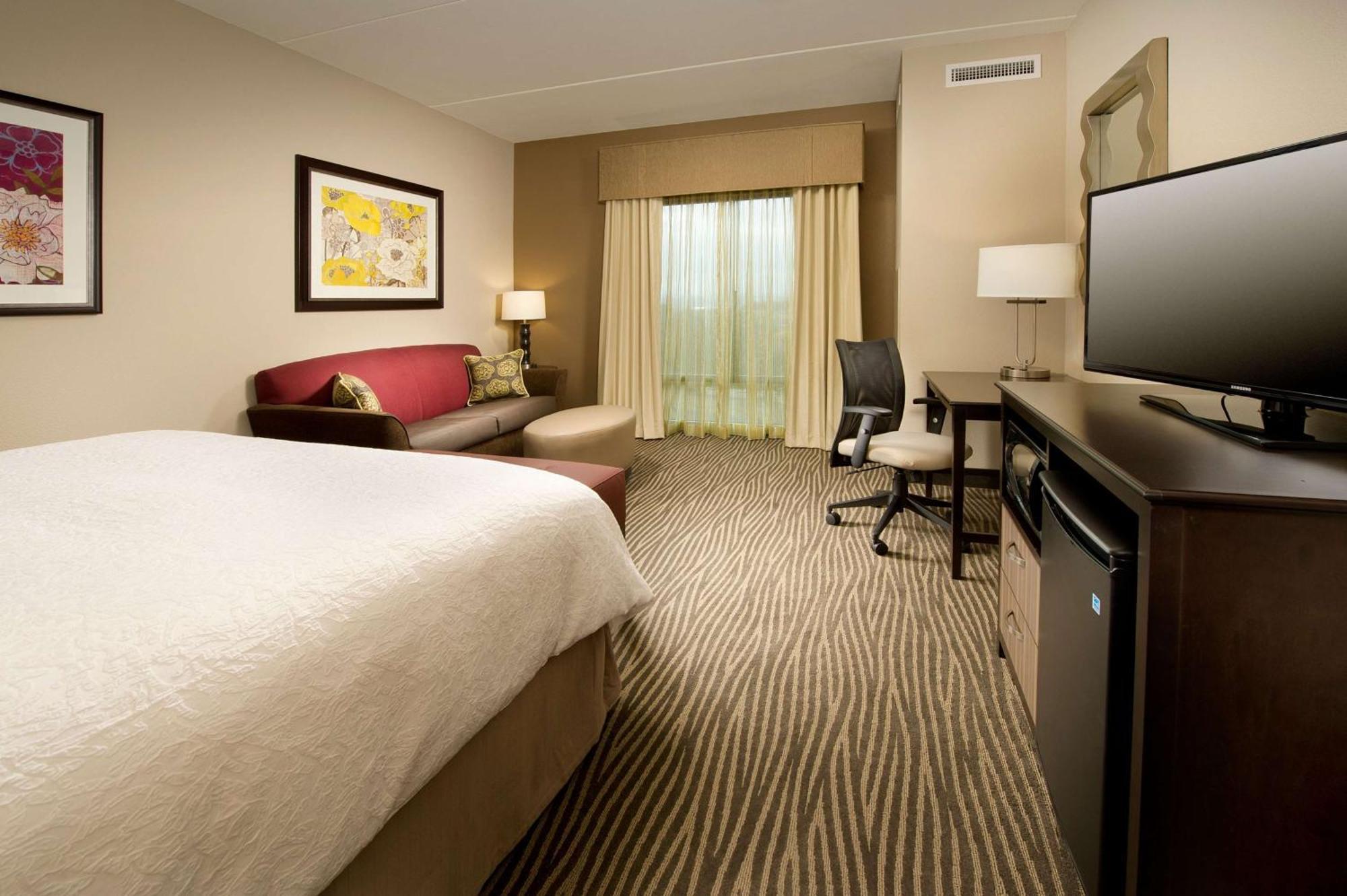 Hampton Inn & Suites Chattanooga/Hamilton Place Exterior photo